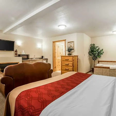 Econo Lodge Inn & Suites Kalispell - Glacier National Park Gateway-2
