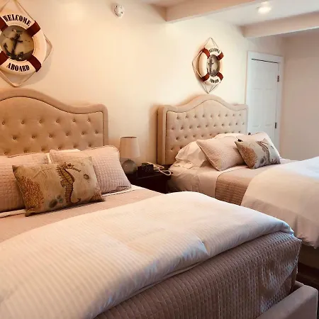 Seafoam Lodge-3