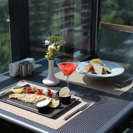 Raziotel Kyiv Yamska-3