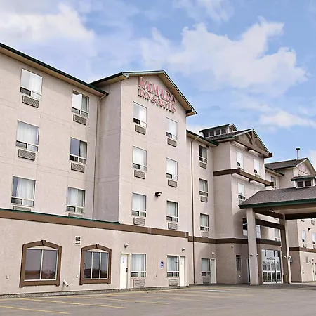 Ramada By Wyndham Clairmont/Grande Prairie-2