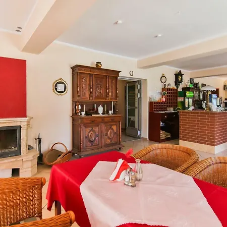 Villa Antares I & II-2