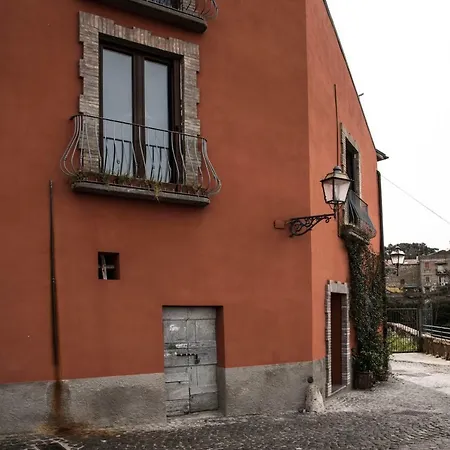 Casa del 1000 Alloggio locato per fini turistici-3