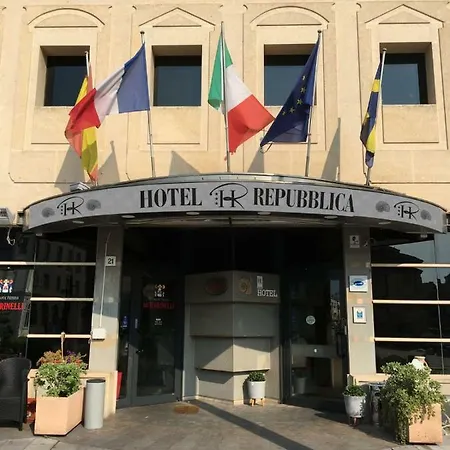 Hr Hotel-3
