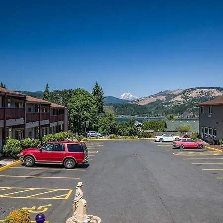 Riverview Lodge-2
