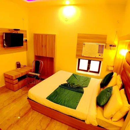 City Hotel-3