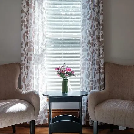 The Victorian Luxury Suites-3