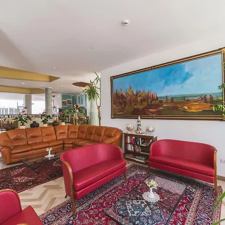 Hotel Astoria-3