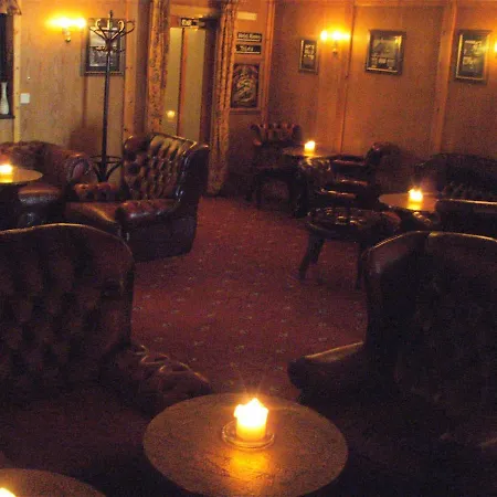Chequers Inn Hotel-3