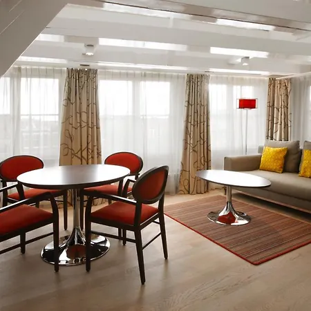 Krasnapolsky Apartments-3