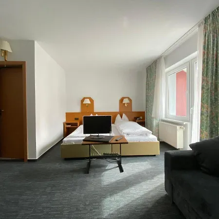Hotel Herbstein-2