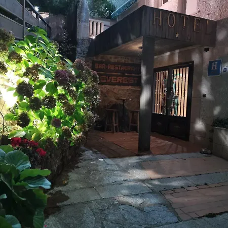 Hotel Los Duques-3