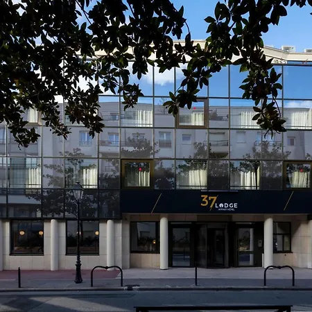 Aparthotel 37 Lodge Courbevoie Paris La Defense-2