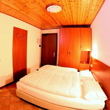 Hotel Milano - Piazzatorre-3