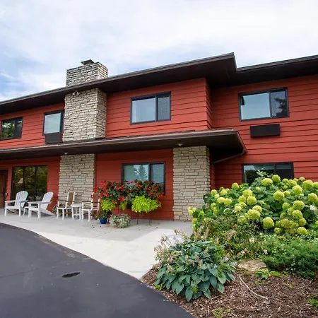 Open Hearth Lodge-3