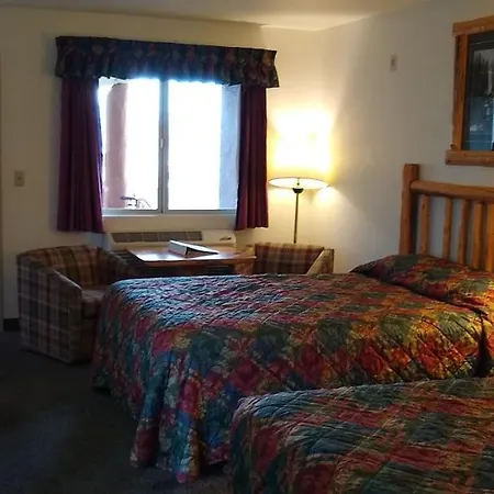 Ponderosa Motel-2