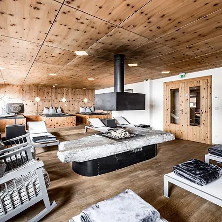 Hotel Edelweiss & Gurgl-3