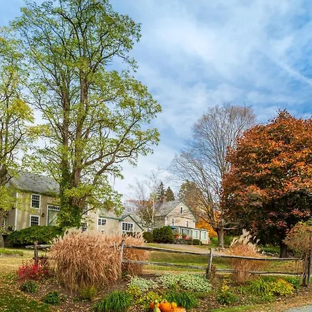 Chesterfield Inn-2