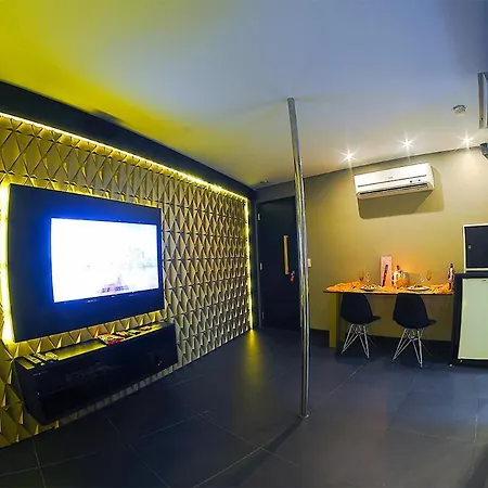 Nexos Motel Tamarineira (Adults Only)-2