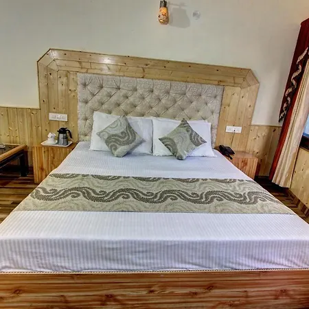 Hotel Highway Inn-2