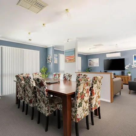 Twin Waters Caravan Park-2