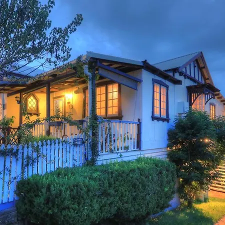 Andavine House - Bed & Breakfast-3