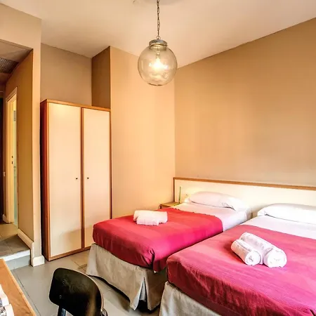 City Guest House-3