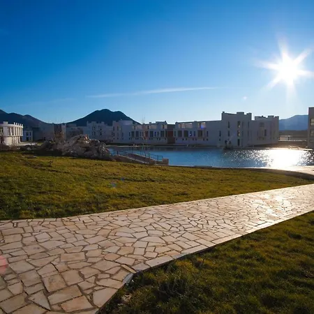 Grad Sunca Resort-2
