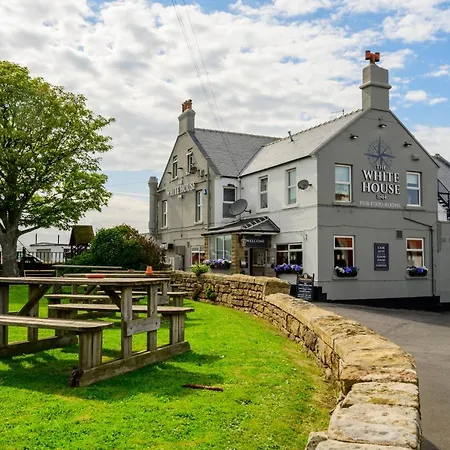 The White House Inn - Whitby-2