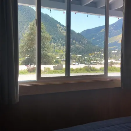 Alpine Moose Lodge-3