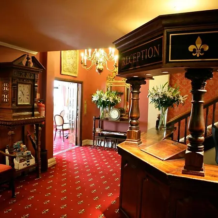 The Saracens Head Hotel-3