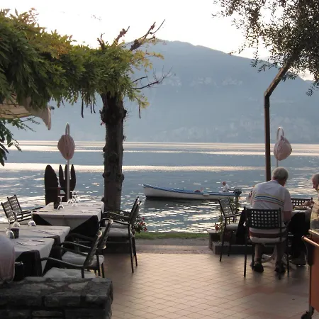 Piccolo Hotel Direkt am See-3