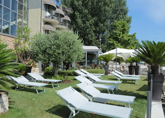Hotel Aurora