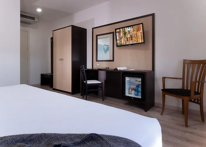 Cdh Hotel Modène