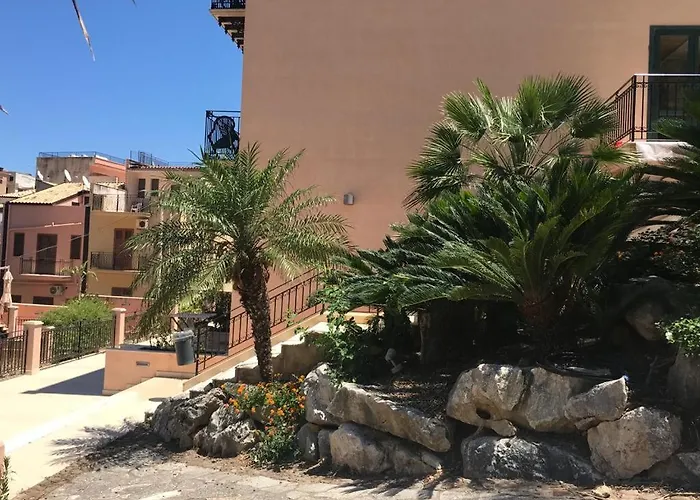 Castellammare Smart Rooms