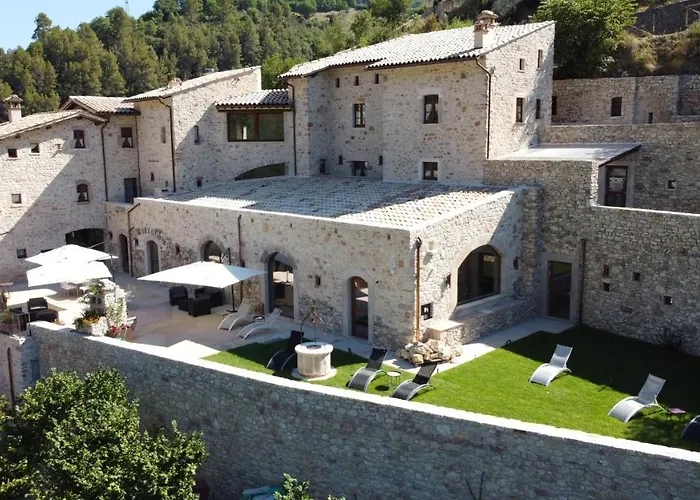 Torre Del Nera Albergo Diffuso & Spa