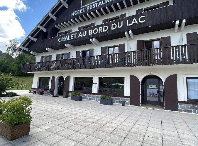 Hotel Restaurant Le Chalet Au Bord Du Lac