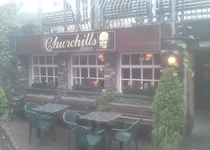 Churchills & Rooms