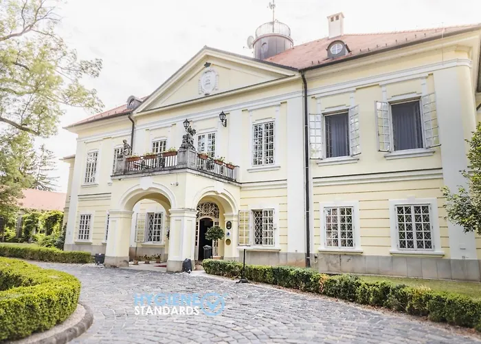 Szidonia Castle