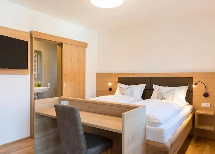 Gasthof-Pension Brauner Hirsch in Alfeld - Mittelfranken