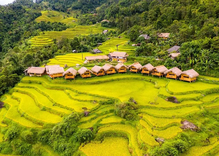 Hoang Su Phi Lodge