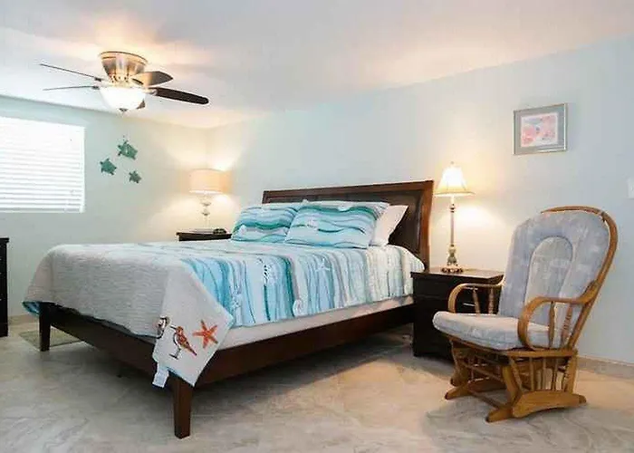 Alamanda Villas Island Daze