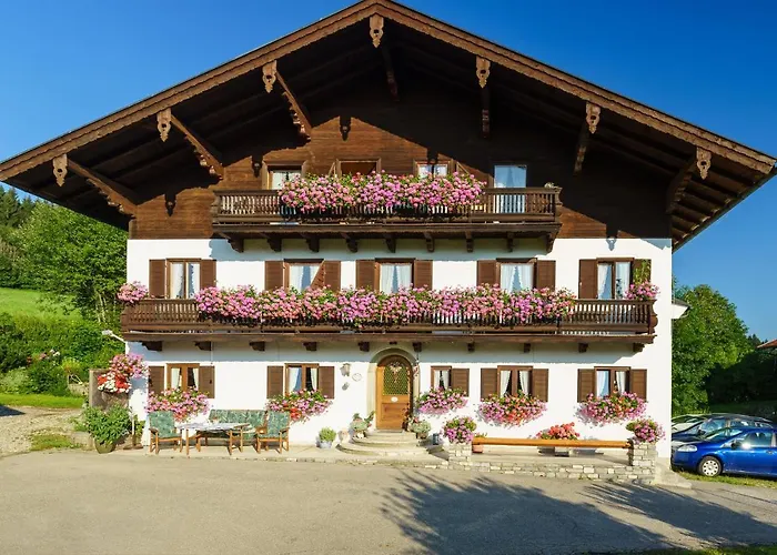 Schmuckhof mit Chiemgau Karte ab 1 Mai