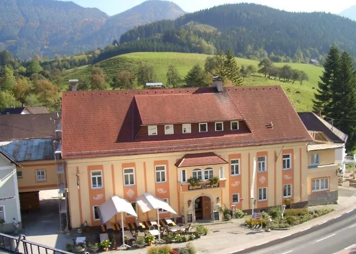 Gästehaus zur Post - Heritage Inn