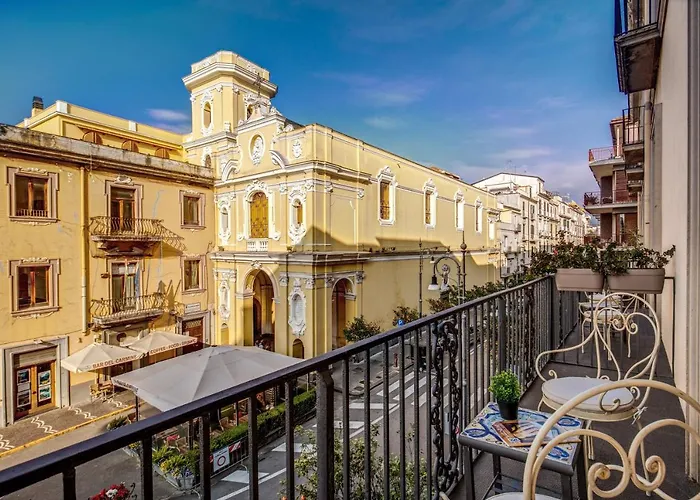 Sorrento Square Suites