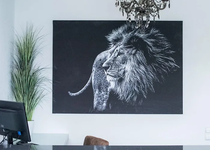 Hotel Leo