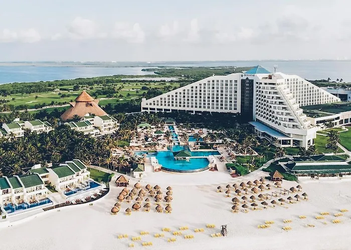 Pet friendly Iberostar Selection Cancun (Adults Only)