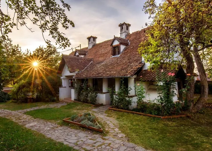 Count Kalnoky'S Transylvanian Guesthouses
