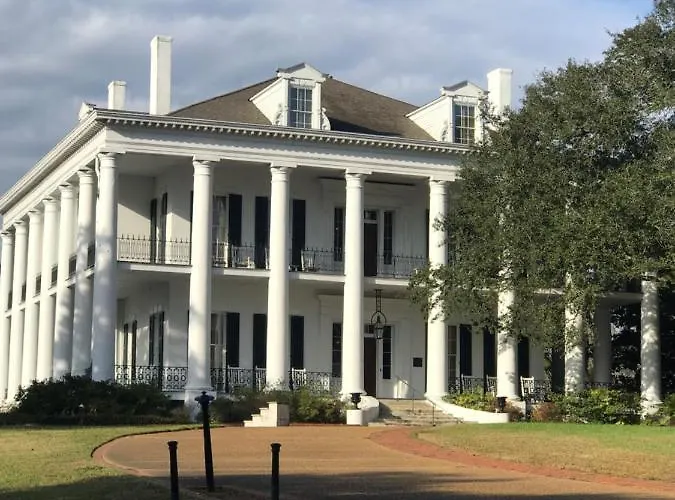 Dunleith Historic Inn