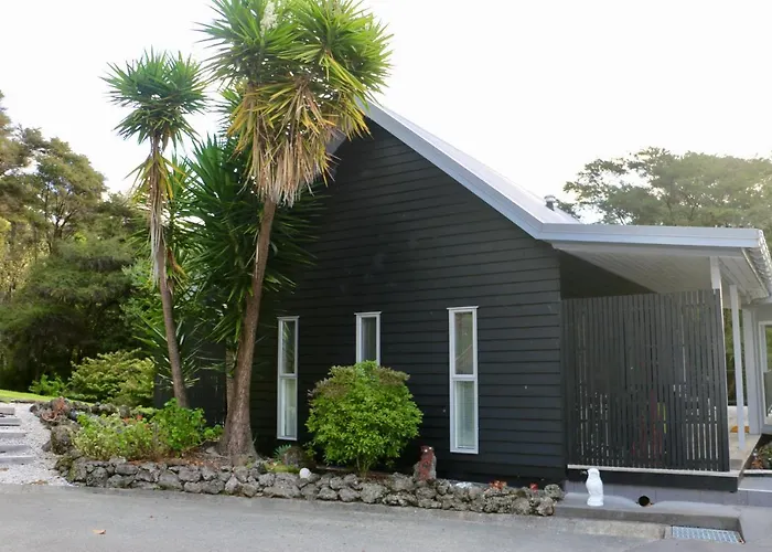Fantail River Lodge