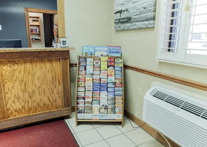 Sky-Palace Inn & Suites Mccook